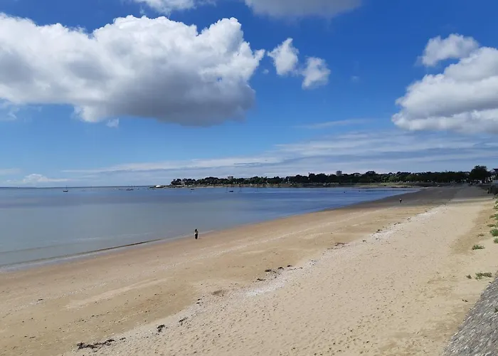Face à La Avec Terrasse Privative, Confort Moderne, Wi-fi Gratuit à Saint-nazaire - Fr-1-306-1260 * Saint-Nazaire (Loire-Atlantique)